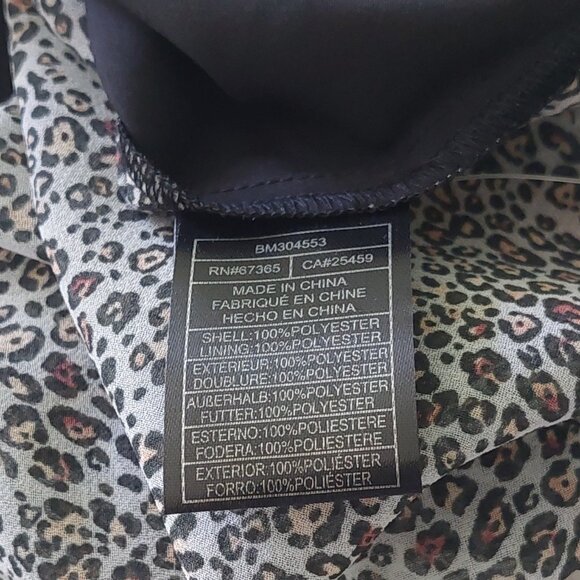Steve Madden Ruffle Sleeve Animal Print Blouse Women's Size L - Picture 13 of 14